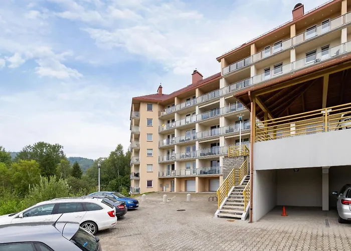 Nowoczesny Apartament Z Widokiem Na Gory By Noclegi Renters